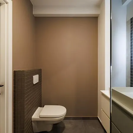 Apartment Modern With One Bedroom And Living *